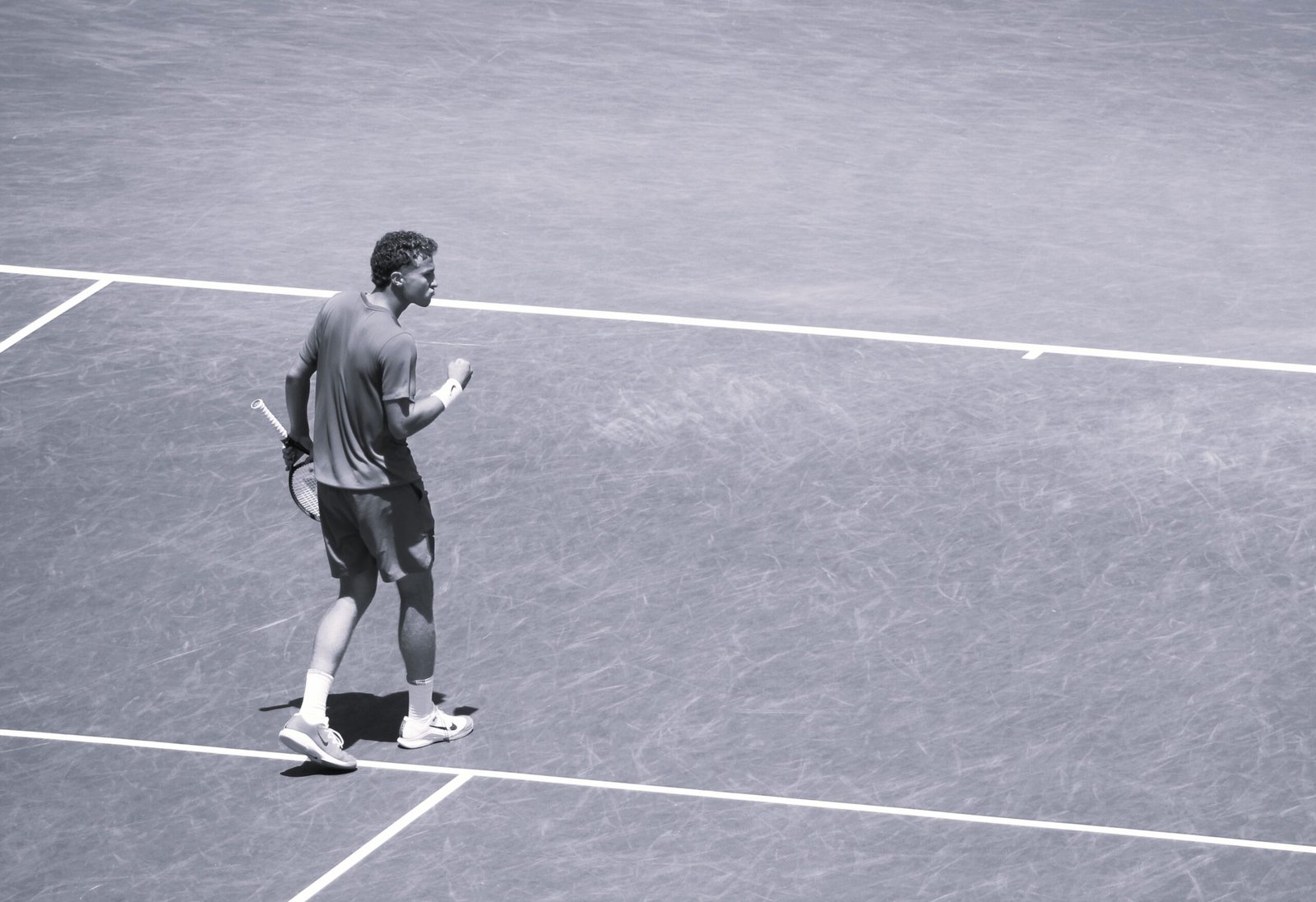 Kalin Ivanovski pumps his fist at NCAA Championship match.